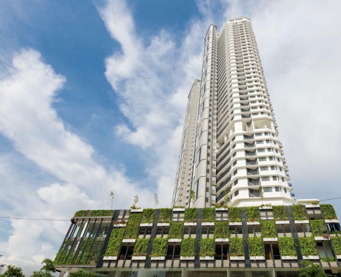 The Landmark Condo, By Sanguine George Town Exteriér fotografie
