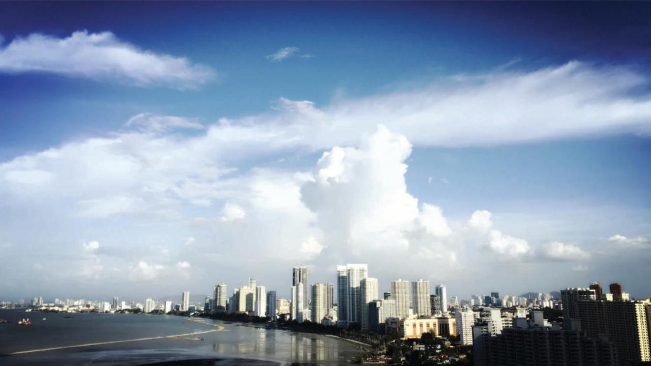The Landmark Condo, By Sanguine George Town Exteriér fotografie